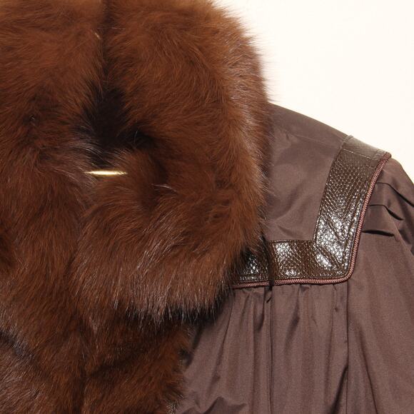 Vintage 80s Faux Fur Trimmed Belted Coat with Liner - Picture 6 of 15
